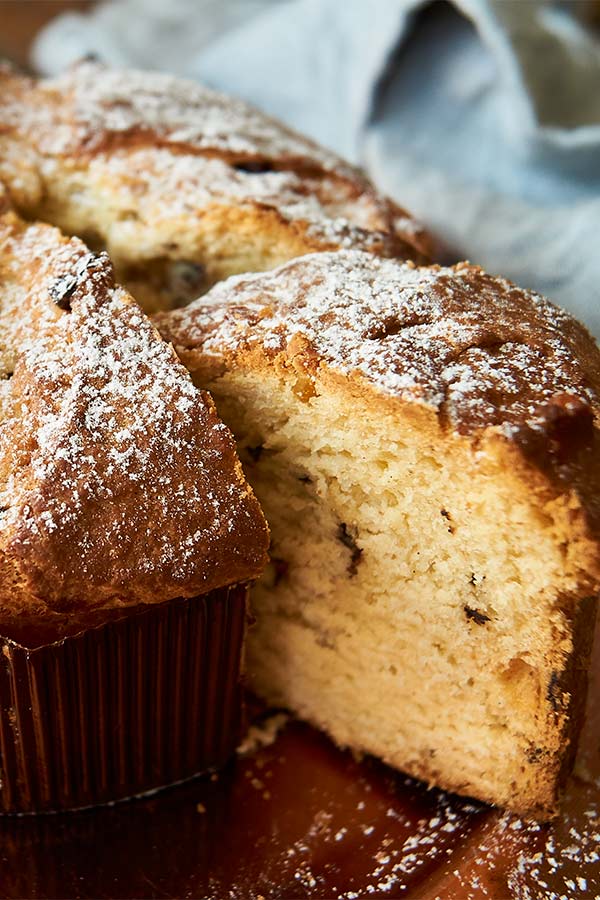 Ein Stück Panettone