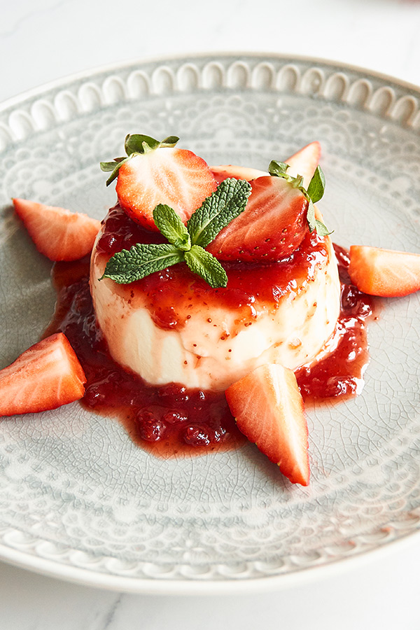 Panna Cotta mit Erdbeeren