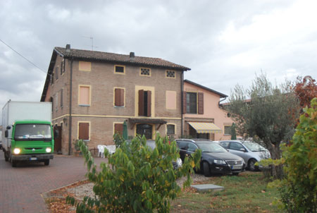Parkplatz der Acetaia Leonardi Parkplatz der Acetaia Leonardi