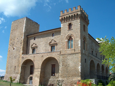 Abruzzen - Castello Ducale (Herzöglicher Palast) in Crecchio