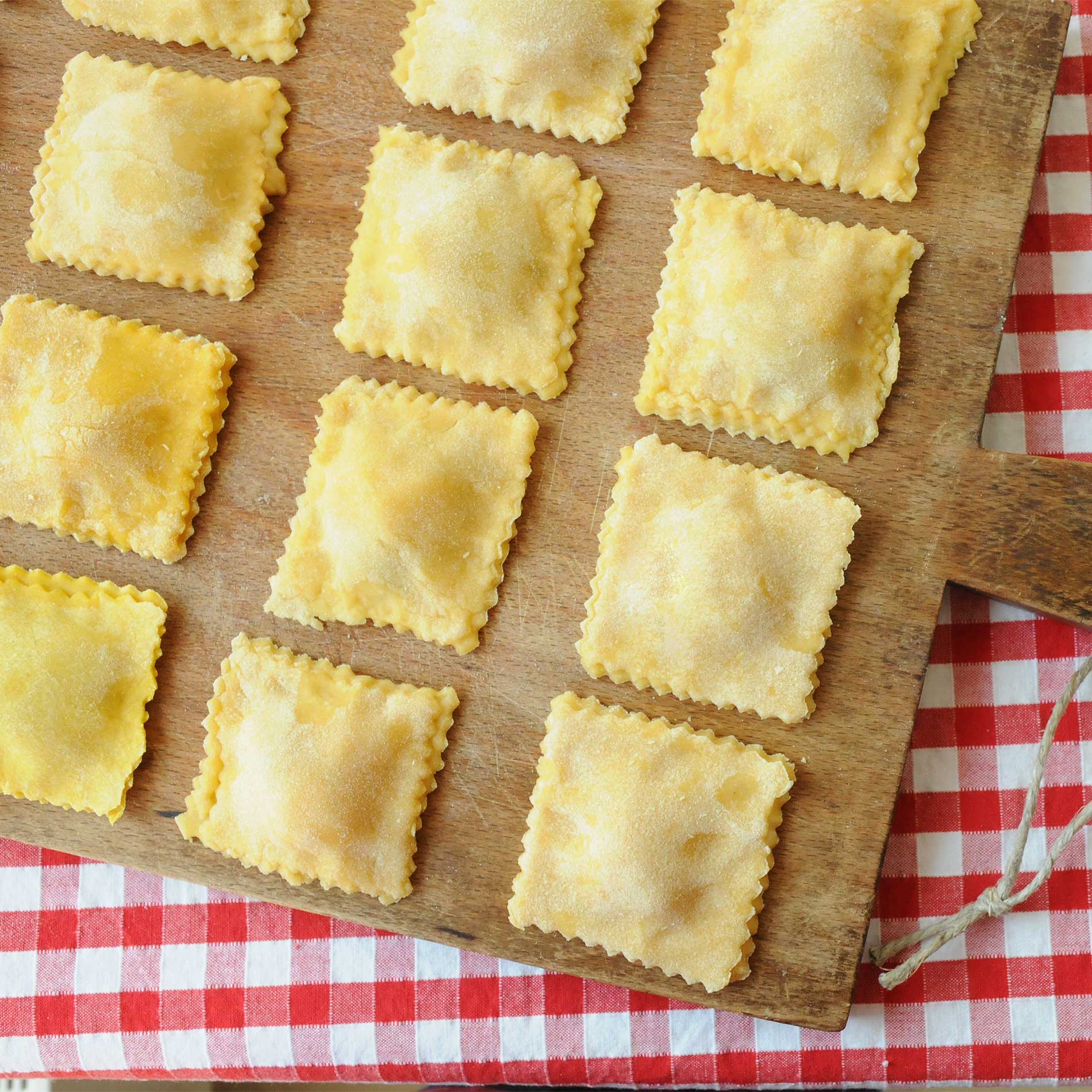 Ravioli selber machen - Rezept - Gustinis Feinkost Blog