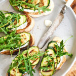 Crostini mit Zucchini