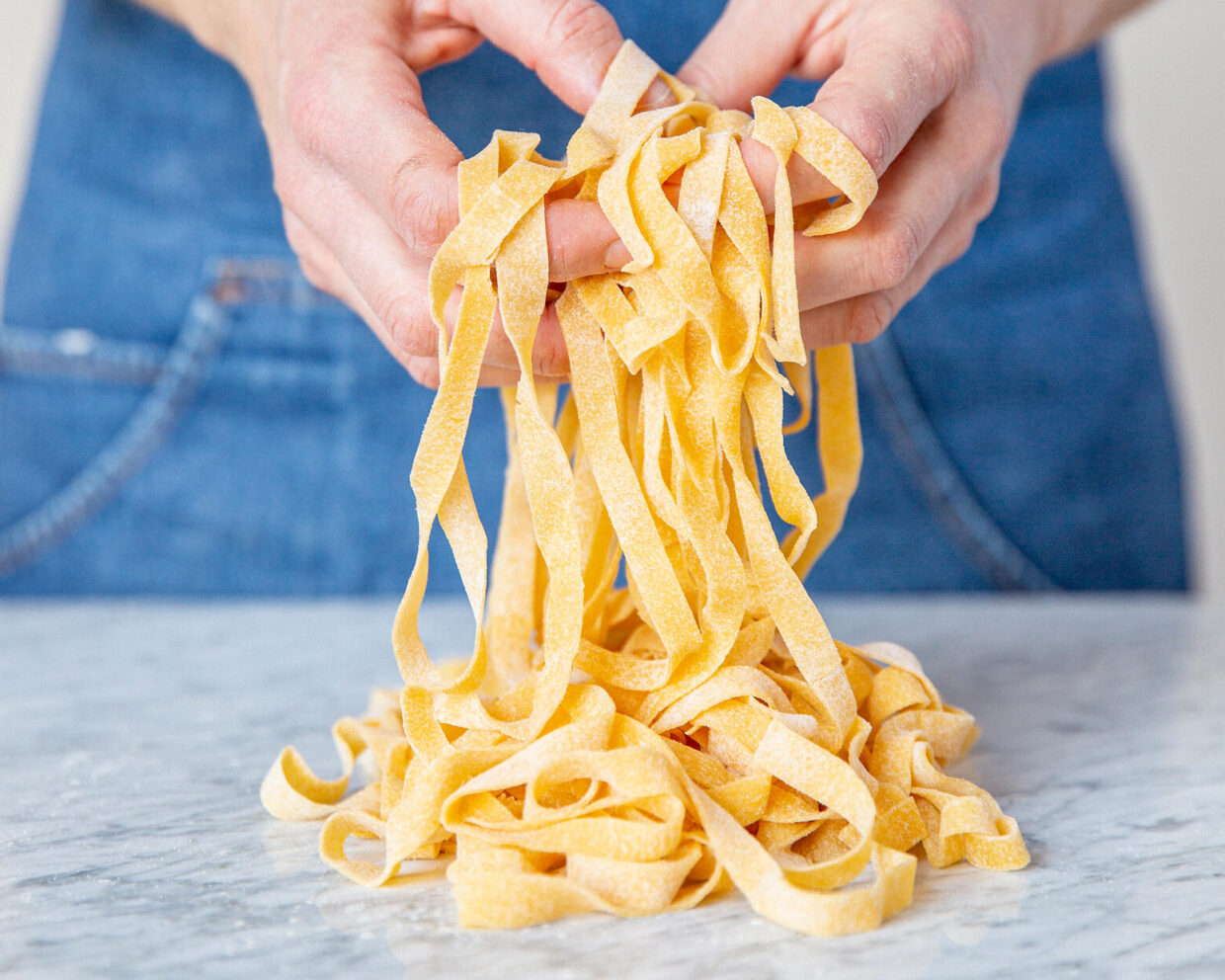 Bunte Pasta selber machen - Gustini - italienischer Foodblog