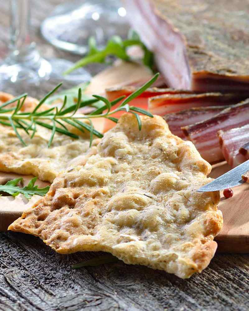 Schüttelbrot Peperoncino Knoblauch Kräuter Schüttelbrot Peperoncino Knoblauch Kräuter