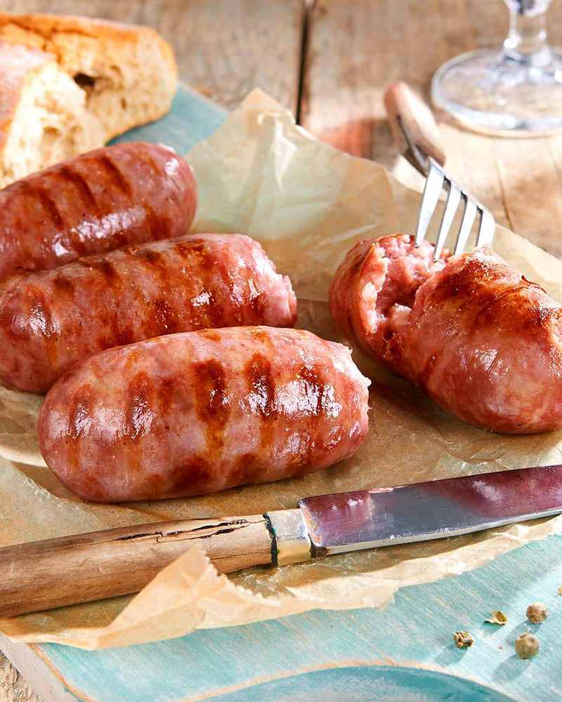 Salsiccia - frische Bratwurst - Sparset 3x4 Stück Salsiccia - frische Bratwurst - 4 Stück – mit passenden Accessoires arrangiert