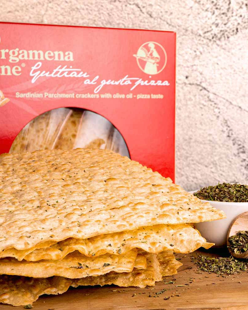 Pergamena di pane guttiau - Pizza Pergamena di pane guttiau - Pizza – ansprechend in Szene gesetzt
