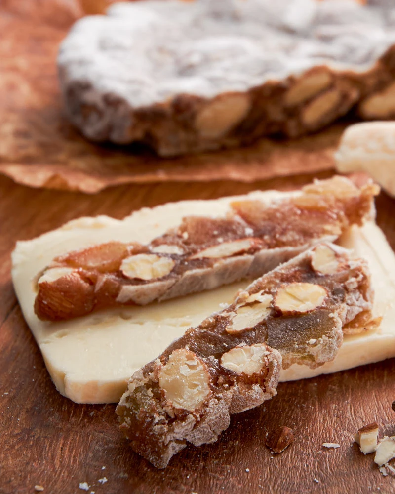 Panforte - Früchtebrot zu Käse Panforte - Früchtebrot zu Käse – ansprechend in Szene gesetzt