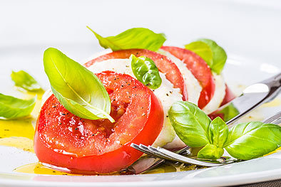 Insalata Caprese mit Mozzarella di bufala Insalata Caprese mit Mozzarella di bufala